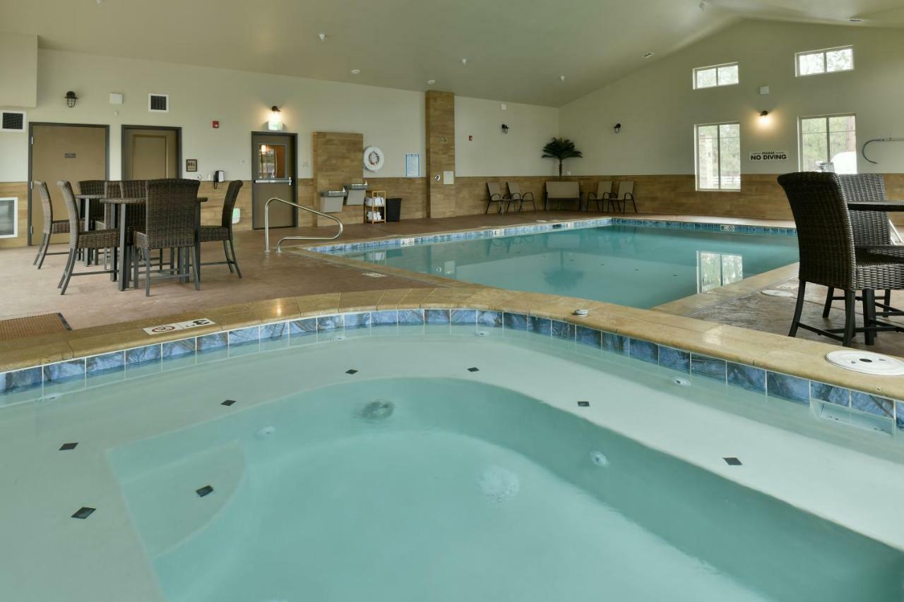 Grandstay Hotel & Suites 西斯特斯 外观 照片